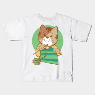 Knitting Calico Kitty Kids T-Shirt